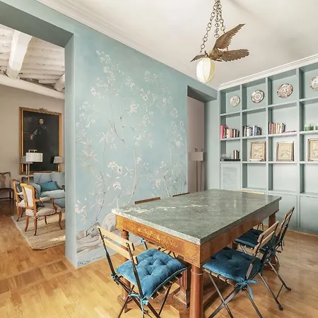 Casa Pace, A Burghesius 罗马