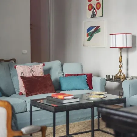 Casa Pace, A Burghesius 罗马