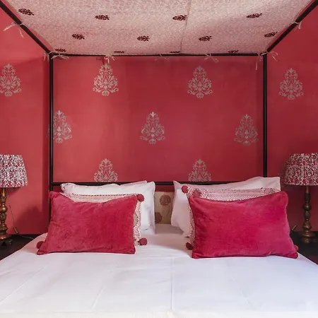 Casa Pace, A Burghesius 公寓 *